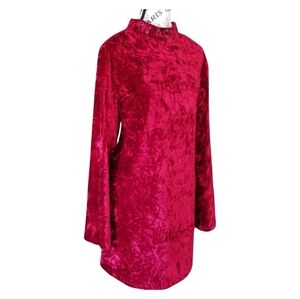 NWOT Banned burgundy velvet tunic with grommets  collar